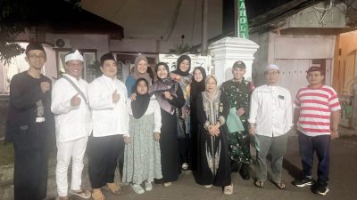 Sambut Ramadan 1447 H: Lurah Mekarjaya, Nelda Purnadia Wardhani Melepas Pawai Obor Karang Taruna RW 01