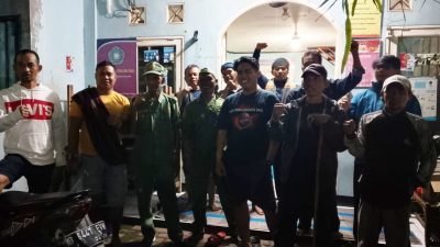 Lurah Mekarjaya, Nelda Purnadia Wardhani Apresiasi Kegiatan Siskamling Ramadan RT 06, RW 01