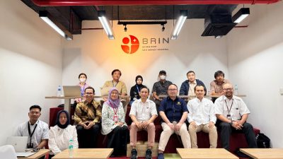 Kembangkan Sistem Logistik Cerdas Berbasis AI, Peneliti UPER Raih Pendanaan RIIM Kolaborasi Internasional Kembangkan Sistem Logistik Cerdas Berbasis AI, Peneliti UPER Raih Pendanaan RIIM Kolaborasi Internasional