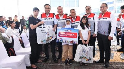 Secercah Asa Jelang Tahun Ajaran Baru, Pertamina Salurkan Ribuan Seragam Sekolah