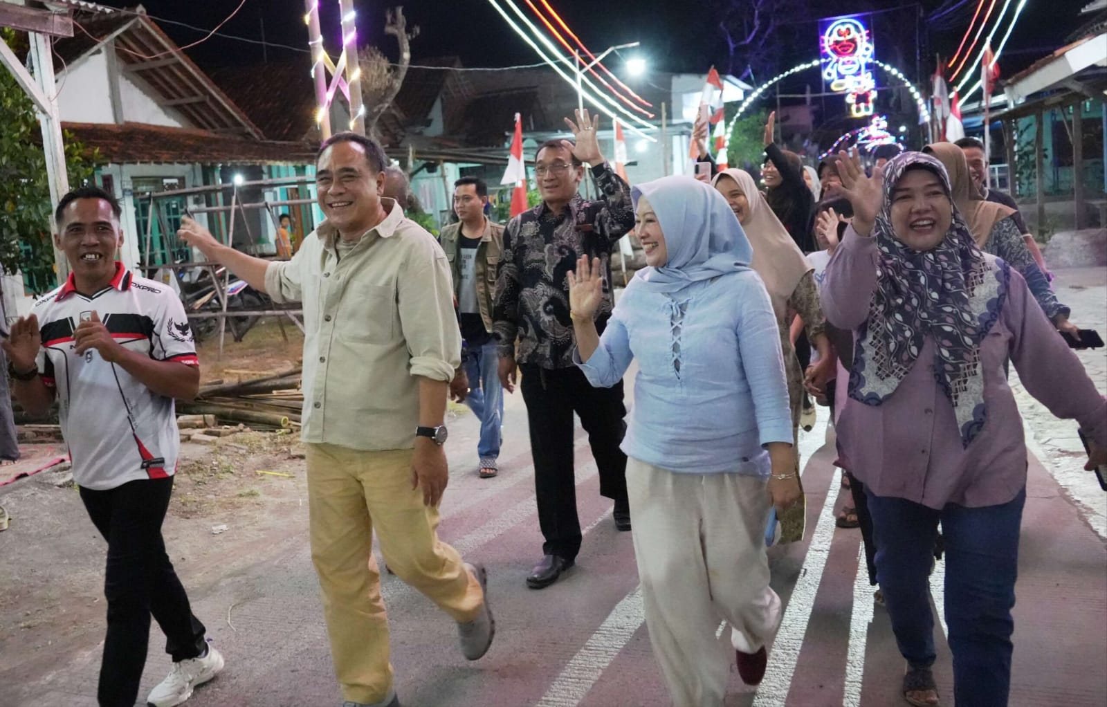 Festival Gebyar Lampu Merah Putih Desa Kandang Resmi Dibuka, Ekonomi Warga Ikut Terangkat