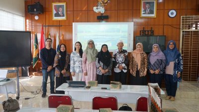 Tak Cukup dari Buku: Dosen UPER Kenalkan Transisi Energi Lewat Pembelajaran Berbasis Proyek