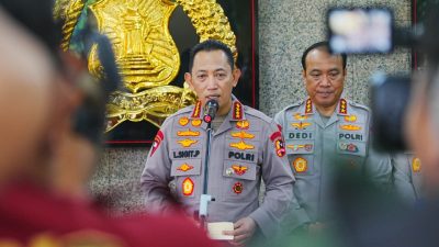 Kapolri Instruksikan Seluruh Jajaran Siaga Aktif Tangani Dampak Erupsi Gunung Anak Krakatau