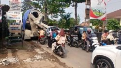 Langgar Jadwal PUPR, Proyek Jalan Tapos Picu Macet dan Kecelakaan