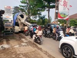 Langgar Jadwal PUPR, Proyek Jalan Tapos Picu Macet dan Kecelakaan