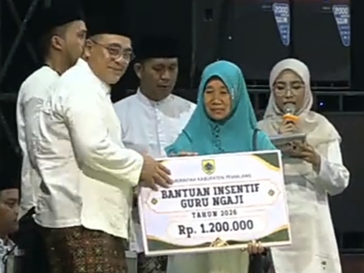 Pemkab Pemalang Gelar Pengajian Umum Peringati Hari Santri Nasional ke-11 Bersama Ustaz Das’ad Latif