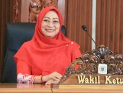 Teruskan Semangat Pejuang, Yuni Indriany Ajak Santri Berkontribusi Nyata bagi Bangsa
