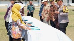 Wujudkan Sekolah Bebas Kekerasan, 1.800 Pemangku Kepentingan di Pemalang Tandatangani Pakta Integritas Pencegahan Perundungan Wujudkan Sekolah Bebas Kekerasan, 1.800 Pemangku Kepentingan di Pemalang Tandatangani Pakta Integritas Pencegahan Perundungan