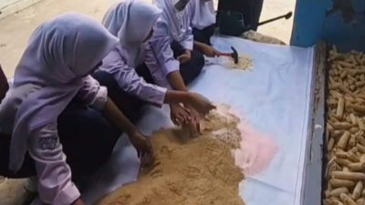 Dari Limbah Bernilai Ekonomis, SMPN Satu Atap Bantarbolang Tanam Semangat Kewirausahaan Sejak Dini