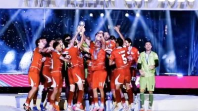 Timnas Indonesia Angkat Trofi FIFA ASEAN Cup 2026