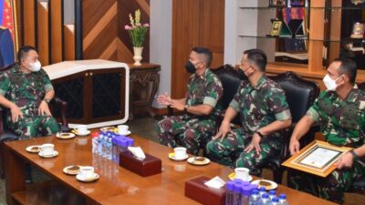 Berkat Aksi Heroiknya, Serma Junaidi Dapat Penghargaan Dari Kasad