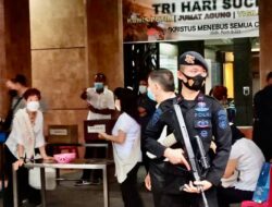 Ciptakan Rasa Nyaman Dalam Beribadah, Unit Jibom Gegana Lakukan Pengamanan Perayaan Paskah Di Kota Palembang