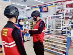 Brimob Sumsel Terus Tingkatkan Patroli Untuk Jangkau Masyarakat, Meski Bulan Puasa Brimob Sumsel Terus Tingkatkan Patroli Untuk Jangkau Masyarakat, Meski Bulan Puasa
