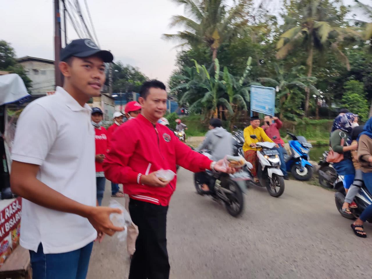 Tebar Berkah Dan Berbagi Kebahagiaan Dengan Anak Yatim, Wujud Kepedulian PDI-P Kota Depok Kepada Wong Cilik