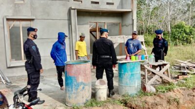 Jalankan Patroli Di Ogan Ilir, Brimob Polda Sumsel Kembali Ingatkan Masyarakat Untuk Turut Menjaga Kantibmas