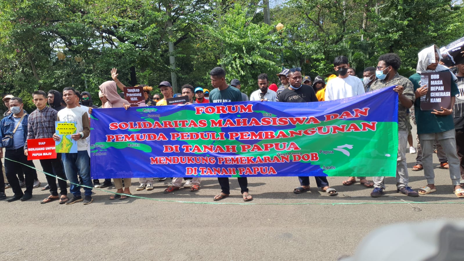 Mahasiswa dan Pemuda Papua Gelar Aksi Dukung Pemekaran Di Tanah Papua