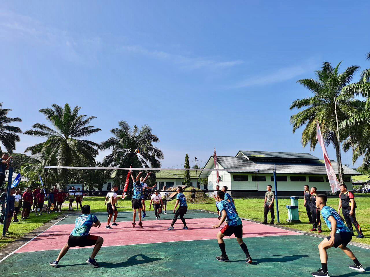 Brimob Sumsel Turut Ambil Bagian Dalam  Turnamen Bola Voli Peringatan HUT Ke-55 Yon Armed 15/105 Tarik/Cailendra