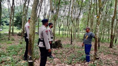 Ciptakan Rasa Aman Bagi Masyarakat, Sejumlah Personel Brimob Sumsel Lakukan Patroli Di Lokasi Yang Dianggap Rawan