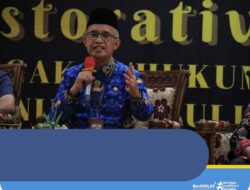 Sekretaris Daerah Kota Singkawang, Drs. H. Sumastro, M.Si hadir sekaligus menjadi narasumber pada seminar Restorative Justice (RJ) yang diselenggarakan Kejaksaan Negeri Singkawang di Basement Kantor Wali Kota Singkawang 2022 Sekretaris Daerah Kota Singkawang, Drs. H. Sumastro, M.Si hadir sekaligus menjadi narasumber pada seminar Restorative Justice (RJ) yang diselenggarakan Kejaksaan Negeri Singkawang di Basement Kantor Wali Kota Singkawang 2022