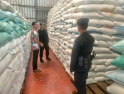 Bentuk Dukungan Terhadap Ketahanan Pangan Nasional, Brimob Sumsel Sambangi Gudang Bulog Di OKU Timur Bentuk Dukungan Terhadap Ketahanan Pangan Nasional, Brimob Sumsel Sambangi Gudang Bulog Di OKU Timur