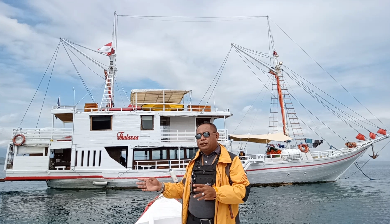 Mission Trip Bersama Kapal Thalassa Ke Pulau Komodo 2022