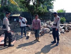 Selain Berikan Himbauan Kamtibmas, Brimob Sumsel Ajak Masyarakat Ogan Ilir Untuk Lebih Peka Terhadap Lingkungan