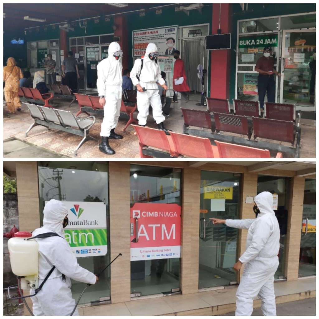 Brimob Sumsel Lakukan Penyemprotan Dan Berikan Himbauan Prokes Sebagai Langkah Antisipasi Penyebaran Virus Covid-19