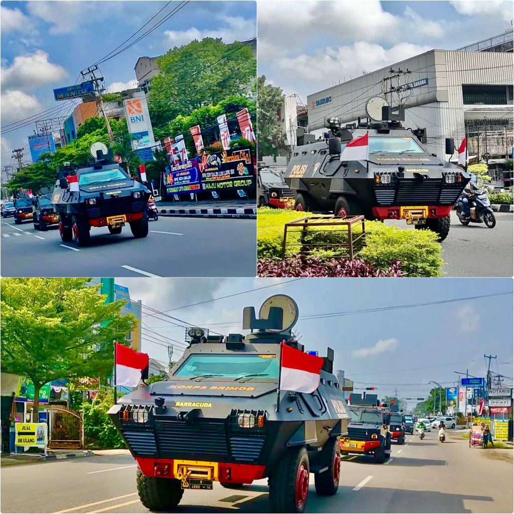 Satbrimob Polda Sumsel Gelar Patroli Show Force, Beri Jaminan Rasa Aman Bagi Masyarakat