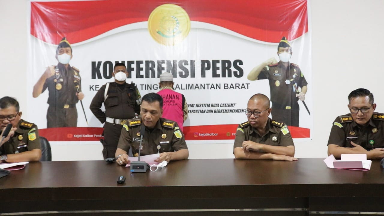 Kejati Kalbar Kembali Menahan Satu Orang Tersangka Tindak Pidana Korupsi Pengadaan Tanah Sungai Kunyit Mempawah tahun 2018, 2019 Dan 2020