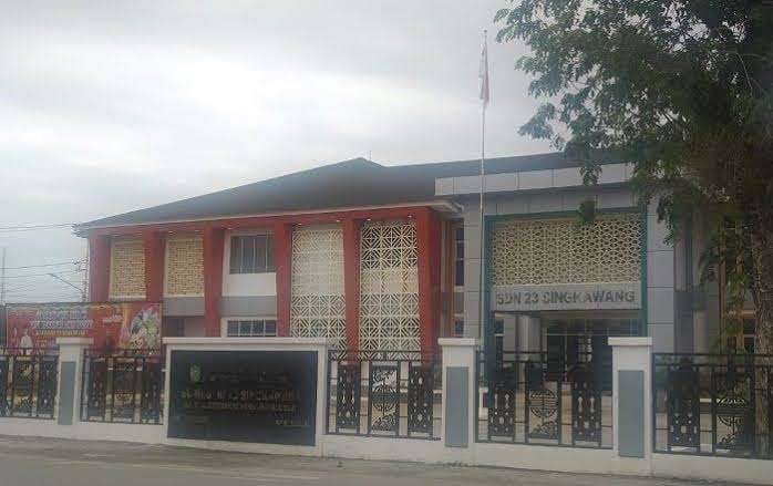 Kejaksaan Negeri Periksa Dugaan Penyimpangan Proyek Revitalisasi Gedung SDN 23 Singkawang TA APBD 2021.
