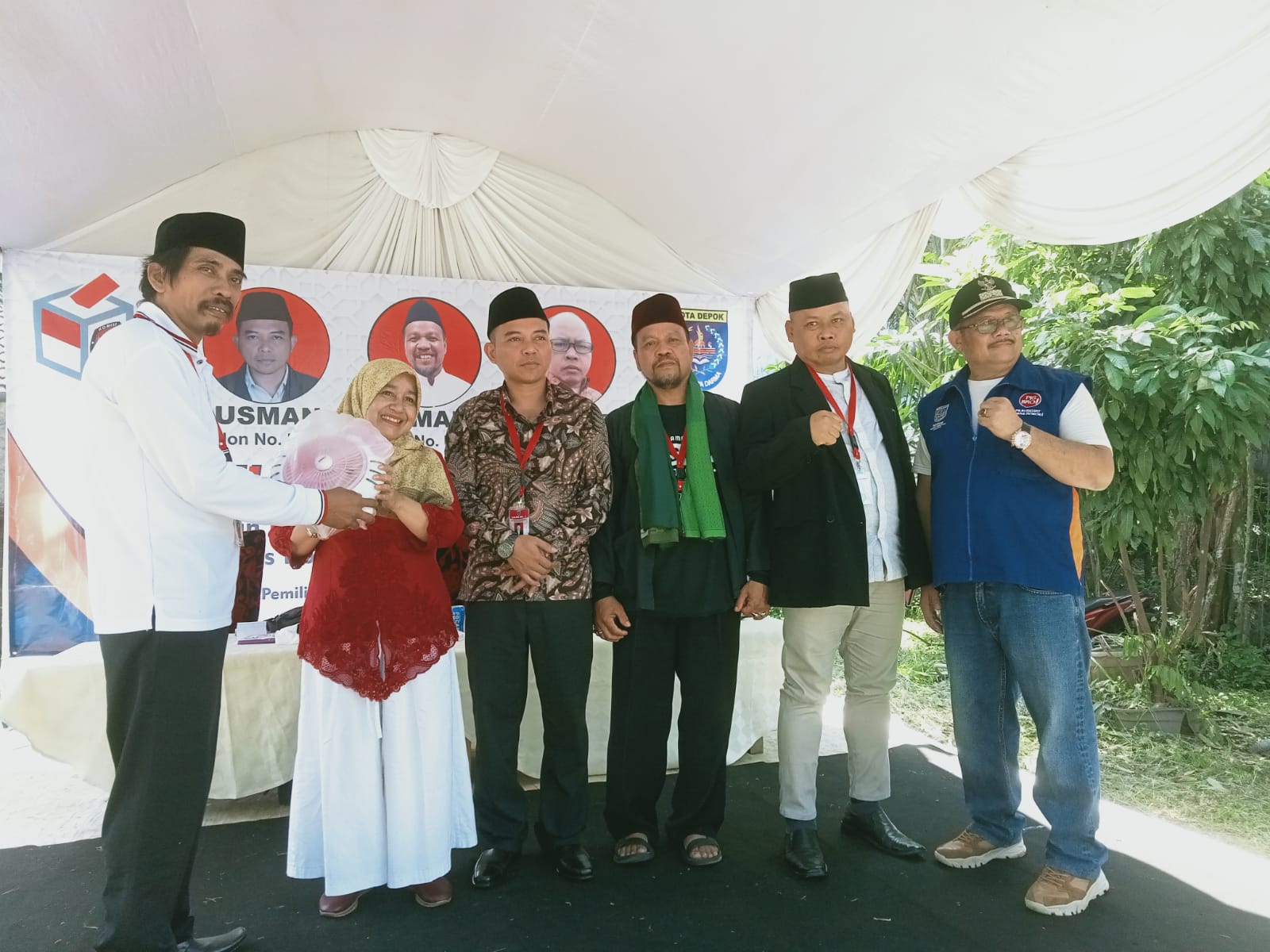 Lurah Tapos menghadiri acara pemilihan ketua RW dan RT