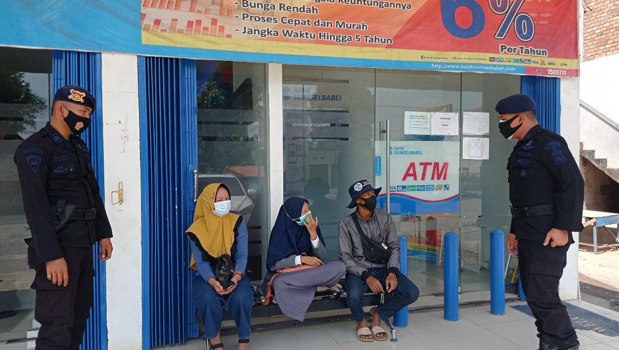 Brimob Sumsel Jalankan Patroli Di Ogan Ilir Guna Menjaga Rasa Aman Bagi Masyarakat