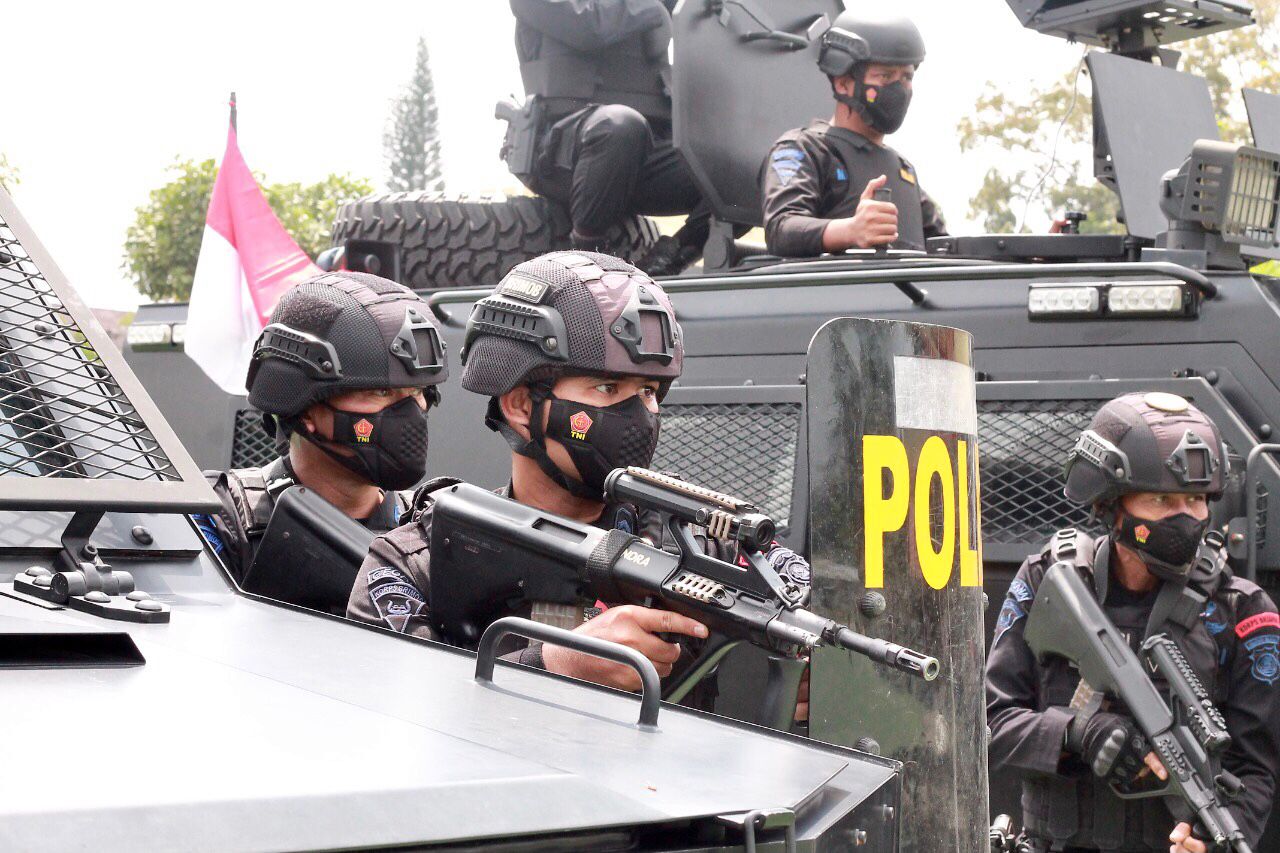 Antisipasi Perkembangan Sitkamtibmas di Wilayah Sumsel, Satbrimob dan Ditsamapta Polda Sumsel Gelar Latihan Bersama