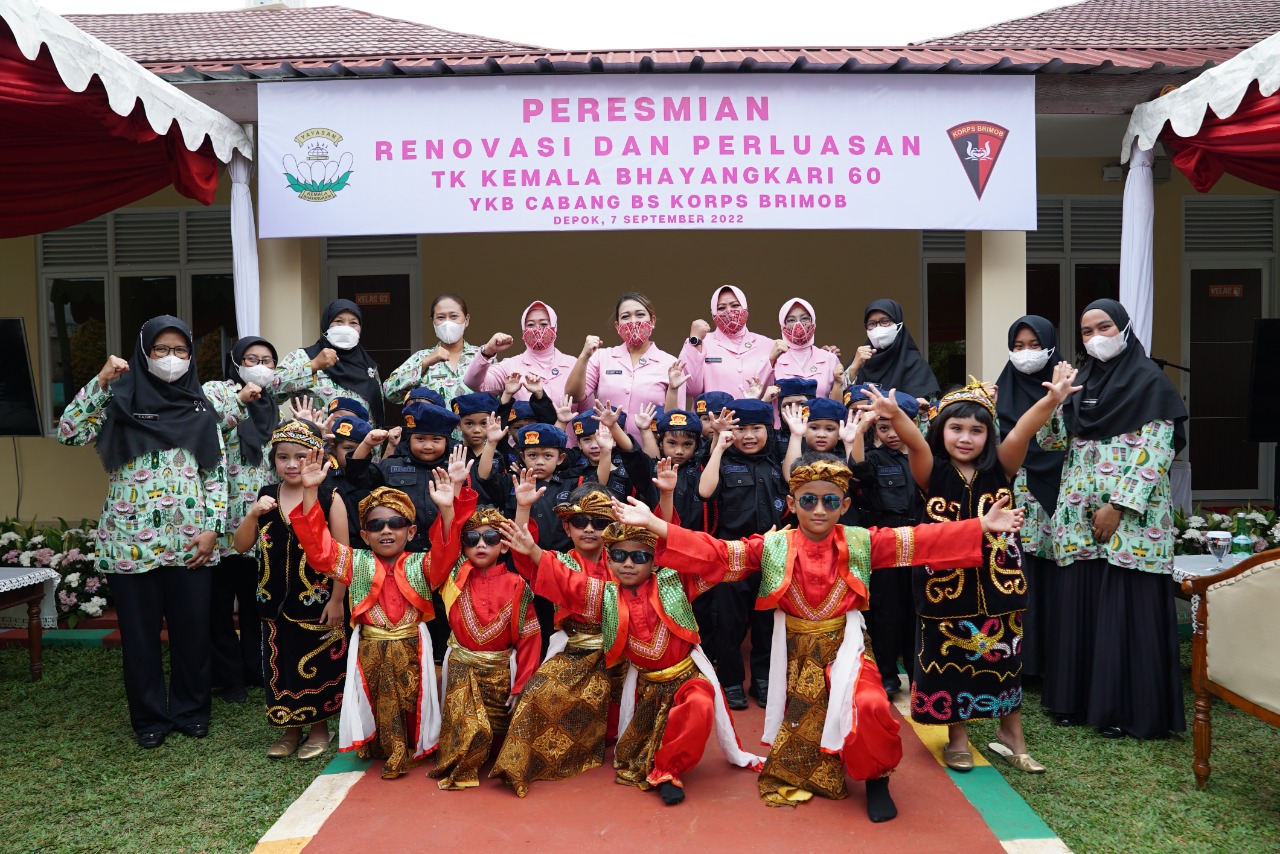Peresmian TK Kemala Bhayangkari 60 Oleh Ketua Bhayangkari PG 06 Didampingi Dankor Brimob Polri