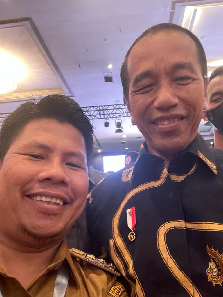 Bupati Sambas H.Satono Siap Tindak Lanjuti Arahan Bapak Presiden JOKOWI Atasi Inflasi Daerah.