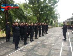 1 SST Personil Brimob Polda Sumsel, Diterjunkan Untuk Pengamanan Eksekusi Lahan Lanjutan 1 SST Personil Brimob Polda Sumsel, Diterjunkan Untuk Pengamanan Eksekusi Lahan Lanjutan