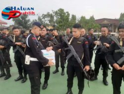 Bentuk Rasa Syukur Anggota Satbrimob Polda Sumsel Atas Karunia Yang Melimpah Melalui Rabu Bersedekah Bentuk Rasa Syukur Anggota Satbrimob Polda Sumsel Atas Karunia Yang Melimpah Melalui Rabu Bersedekah