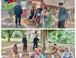 Giat Patroli Rutin Dalam Menjaga Situasi Agar Tetap Kondusif, Brimob Sumsel Sambangi Masyarakat di Ogan Ilir Giat Patroli Rutin Dalam Menjaga Situasi Agar Tetap Kondusif, Brimob Sumsel Sambangi Masyarakat di Ogan Ilir