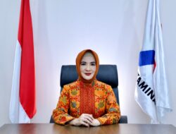 Nicke Widyawati Masuk Daftar 100 Wanita Berpengaruh di Dunia Nicke Widyawati Masuk Daftar 100 Wanita Berpengaruh di Dunia