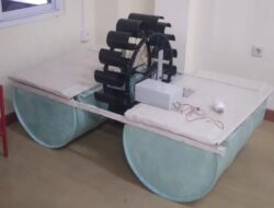 Hypercube Teknologi PLTA Terapung Pertama Buatan UPER Hypercube Teknologi PLTA Terapung Pertama Buatan UPER