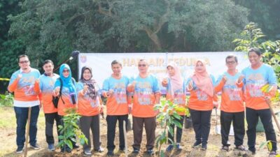 Aktif Lestarikan Lingkungan, PT Tirta Asasta Depok Bersihkan Ciliwung