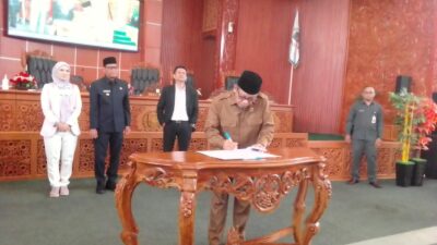 Paripurna DPRD Depok Menerima LKPJ Walikota Depok Tahun 2022