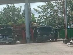 SPBU Tugu BI No Reg 64.786.12 Sintang Abaikan Instruksi Kapolda Kalbar Masih Terima Pengisian Tangki Siluman. SPBU Tugu BI No Reg 64.786.12 Sintang Abaikan Instruksi Kapolda Kalbar Masih Terima Pengisian Tangki Siluman.