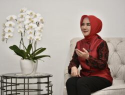 Nicke Widyawati dan Srikandi Pertamina Masuk 100 Perempuan Pemimpin Bisnis Paling Berpengaruh di Indonesia Nicke Widyawati dan Srikandi Pertamina Masuk 100 Perempuan Pemimpin Bisnis Paling Berpengaruh di Indonesia