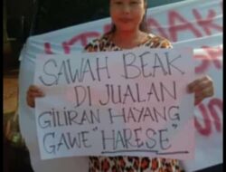 Unjuk Rasa di PT. Eterna desa gabus Berujung kisruh Unjuk Rasa di PT. Eterna desa gabus Berujung kisruh