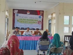 Polsek Cikande Berikan Penyuluhan Bahaya Narkoba Kepada Perangkat Desa Leuwi Limus dan Masyarakat Polsek Cikande Berikan Penyuluhan Bahaya Narkoba Kepada Perangkat Desa Leuwi Limus dan Masyarakat