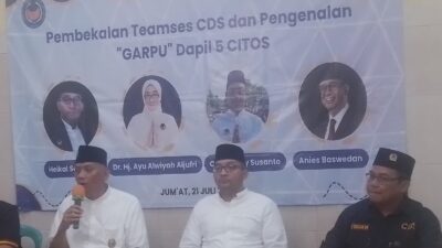 Kapten Dedi, Caleg Nasdem Depok Kenalkan Garpu ke Warga Tapos