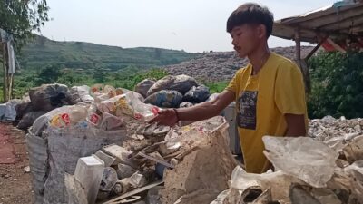 Harga Sampah Pungutan Terjun, Ekonomi Pemulung dan Pelapak Hancur