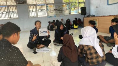 Tim KKN Tematik UNDIP Upayakan Peningkatan Minat Sekolah pada Anak Tidak Sekolah (ATS) dalam Rangka Peningkatan Angka IPM di Kelurahan Sugihwaras