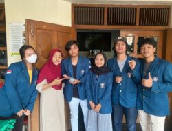 Mahasiswa KKN-T Universitas Diponegoro Buat Jamu Menjadi Kemasan Kapsul Mahasiswa KKN-T Universitas Diponegoro Buat Jamu Menjadi Kemasan Kapsul